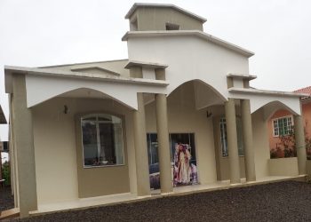 Comunidade do Lar ImÃ³veis promove trÃ­duo e ProcissÃ£o em honra a Nossa Senhora da Aparecida