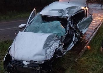 Homem perde a vida em acidente entre carro e caminhÃ£o em Campos Novos