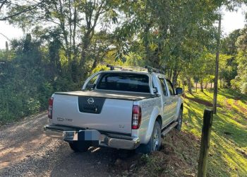 PolÃ­cia Militar prende homem e recupera caminhonete roubada em ConcÃ³rdia