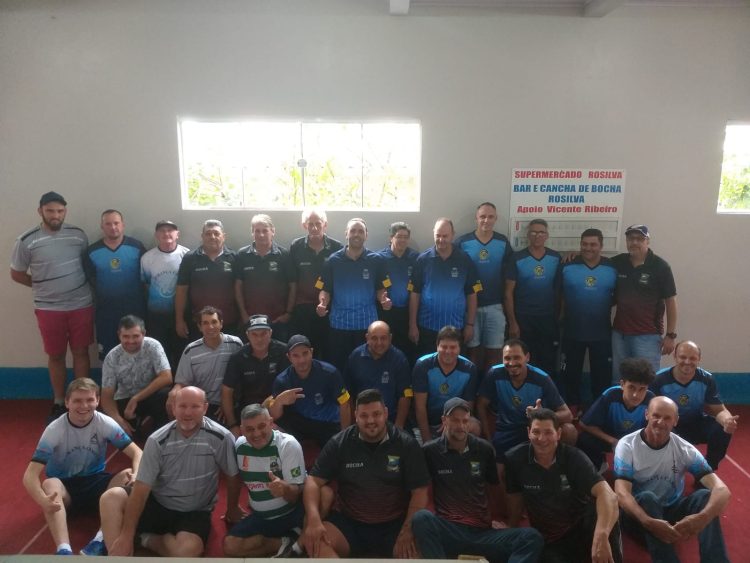 Equipes de bocha da FME participaram de quadrangular em Vargem Bonita