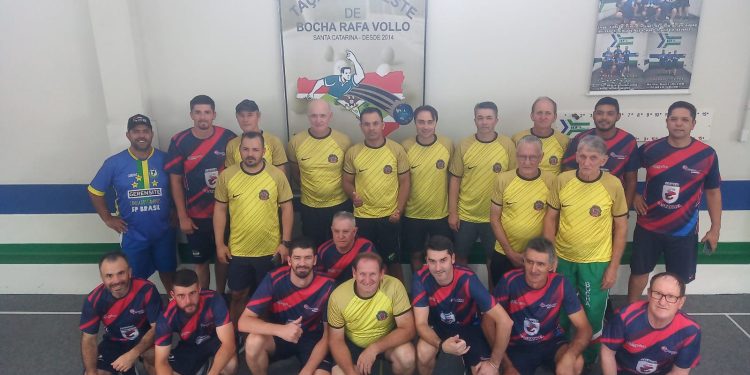 Equipes de Campos Novos e Presidente Castello Branco