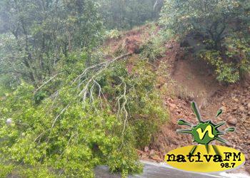 Deslizamento provoca interdiÃ§Ã£o parcial da SC-390 entre Peritiba e Ipira