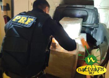 Menor de idade Ã© apreendido transportando 273 kg de maconha na BR-101