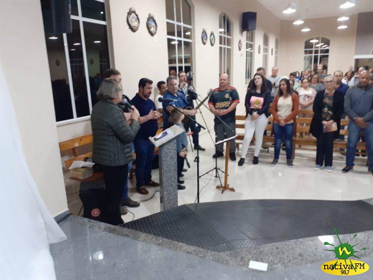 Devotos participam da 1Âª noite do TrÃ­duo da Festa de SÃ£o CristÃ³vÃ£o