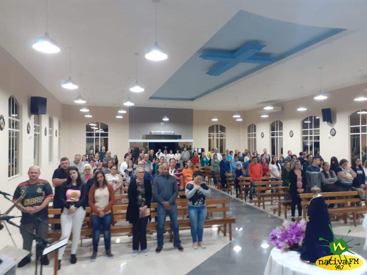 Devotos participam da 1Âª noite do TrÃ­duo da Festa de SÃ£o CristÃ³vÃ£o