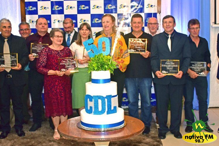 CDL Capinzal, Ouro e LacerdÃ³polis comemorou 50 anos com jantar e homenagem aos ex-presidentes