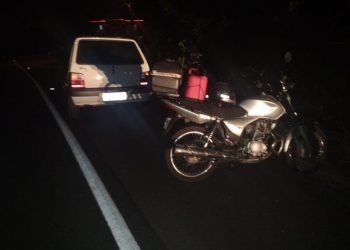 ColisÃ£o entre carro e moto deixa vÃ­tima ferida em LacerdÃ³polis