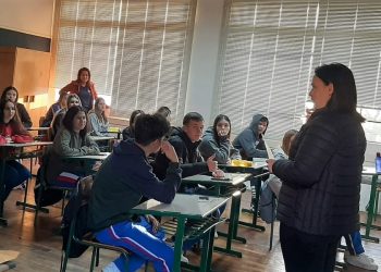 Escola Mater Dolorum realiza primeira OlimpÃ­ada Catarinense de QuÃ­mica