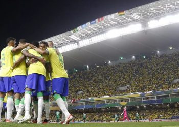 Brasil goleia a BolÃ­via em estreia nas EliminatÃ³rias