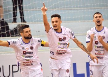 JoaÃ§aba Futsal vence o Esporte Futuro e garante classificaÃ§Ã£o na LNF