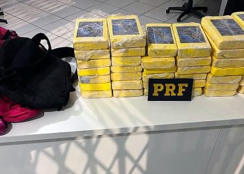PRF flagra mulheres com carga milionÃ¡ria de cocaÃ­na na BR-282