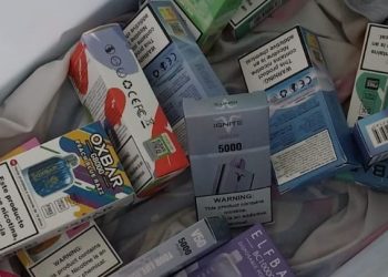 Homem Ã© preso por vender cigarro eletrÃ´nico em JoaÃ§aba