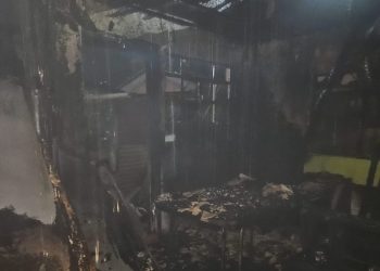 Incêndio atinge residência em Monte Carlo