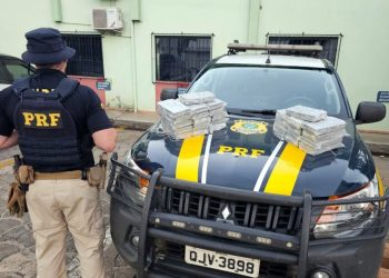 Casal é preso com cocaína escondida em teto de carro na BR-153 em Concórdia