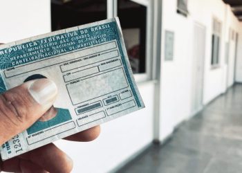 Prazo para motoristas realizarem exame toxicológico termina nesta terça-feira (30)