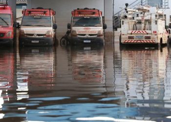 Mortes confirmadas por enchentes no RS sobem para 163