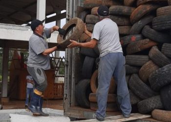 Ouro recolhe 450 pneus em desuso na primeira etapa da Campanha Penso Logo Destino