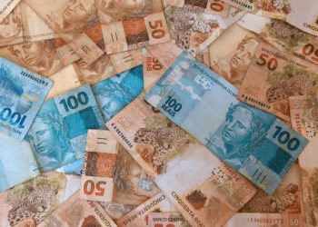 Brasileiros ainda possuem R$ 8,16 bilhões de valores a receber