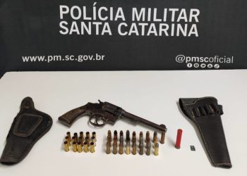 Homens se escondem no telhado de casa após mulher ser baleada em Xanxerê