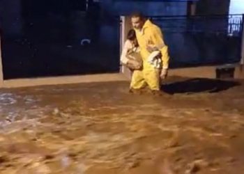 Chuva de até 160 mm causa inundações e estragos no Sul do Brasil