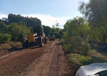 Retomada manutenção das estradas do interior de Ouro pela secretaria de transportes e obras