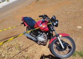 Motocicleta furtada é recuperada pela polícia em Campos Novos