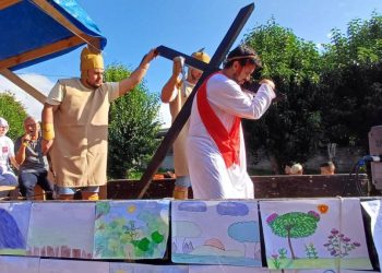 Procissão de Sexta-feira Santa reúne fiéis na Vila 7 de Julho em Capinzal