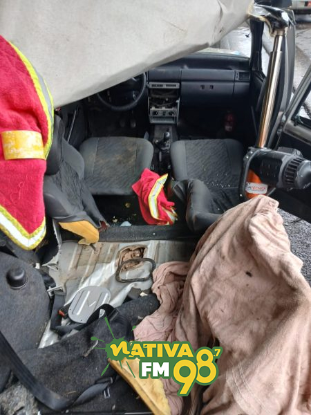 Colisão entre dois veículos mobiliza bombeiros e Samu na BR-282, em Joaçaba