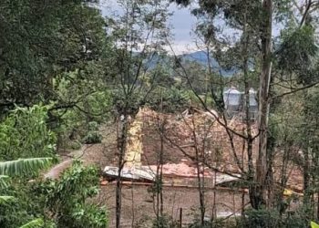 Tornado causa estragos em Chapecó e cidades vizinhas após formação de núcleos convectivos explosivos