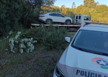 Veículo roubado é localizado e recuperado pela Polícia Militar em Campos Novos