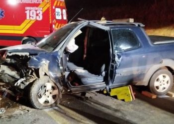 Três pessoas ficam feridas em colisão na BR-282 em Campos Novos