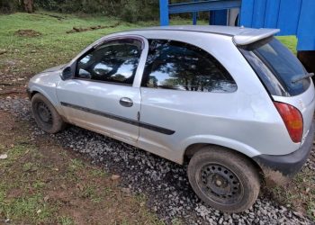 Veículo furtado é recuperado no interior de Erval Velho