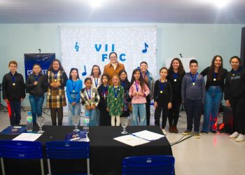 Emoção, talento e muita música marcaram o VII Festival Escolar da Canção