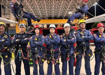 Bombeiros catarinenses se preparam para competição internacional de resgate em altura