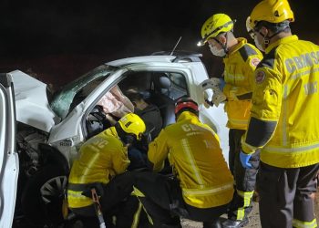 Colisão frontal na BR-282 deixa três feridos em Campos Novos