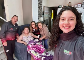 Associação de Karatê de Capinzal presta apoio solidário à família de jovem vítima de acidente