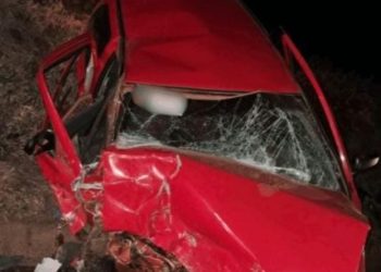 Mulher morre e homem fica ferido em acidente grave na SC-160