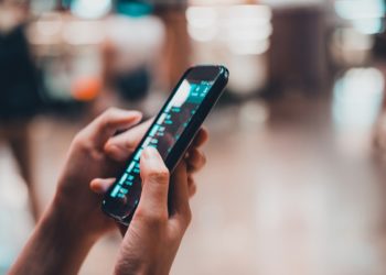 Entram em vigor novas regras sobre reajuste de planos de celular e internet