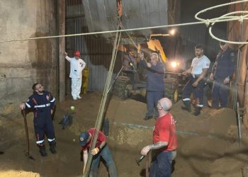 Homem morre soterrado em silo de ração em SC