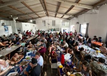 Comunidade do Loteamento Colina promoveu festa em honra a Santa Luzia, em Capinzal