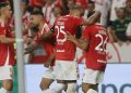Internacional vence o Grêmio pelo Gauchão em clássico de seis gols