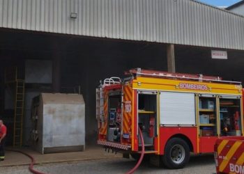 Incêndio em silo mobiliza Corpo de Bombeiros por cerca de quatro horas em Campos Novos