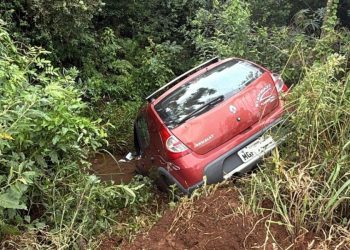 Polícia Militar recupera veículo furtado após perseguição em Campos Novos