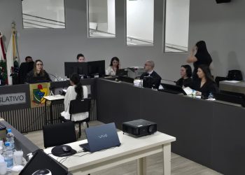 Júri popular dos irmãos acusados de homicídio em Piratuba é iniciado em Capinzal