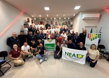 Assembleia Geral Ordinária do NEA/ARVESC reúne lideranças do setor automotivo na ACIRP em Capinzal