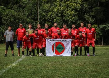 Goleadas marcam abertura do Campeonato Interbairros de Campo Taça Edinei Alves de Campos de Zortéa