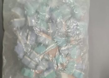 Adolescente de 15 anos é apreendido com 38 comprimidos de ecstasy no interior de ambiente escolar