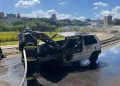 Carro pega fogo e mobiliza Bombeiros Voluntários em Caçador