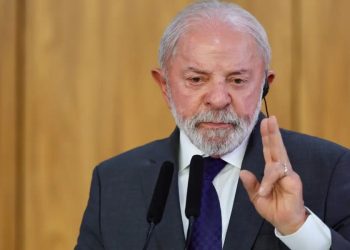 “Enquanto meu ministro não entrar lá, ele não entra aqui”, diz Lula ao barrar assessor de Trump
