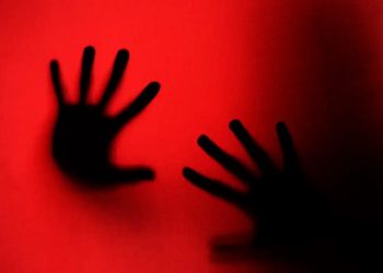 Tráfico humano internacional é investigado em casas noturnas de SC após fuga de vítima